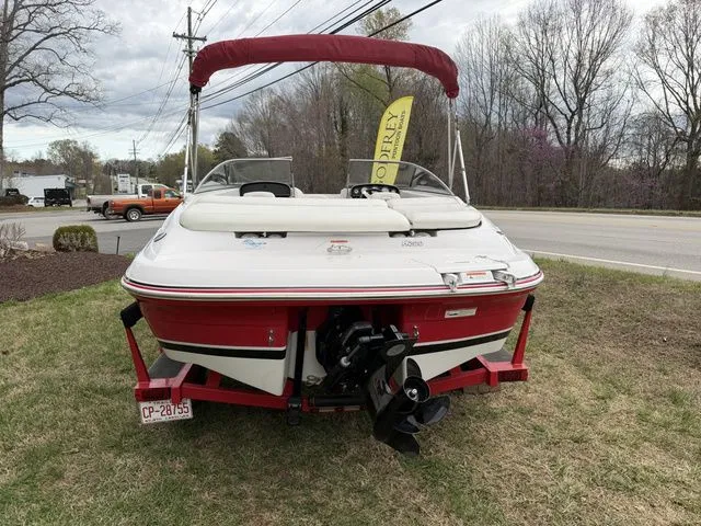 Slide: The Image of Four Winns 200 Horizon 2010 - 3