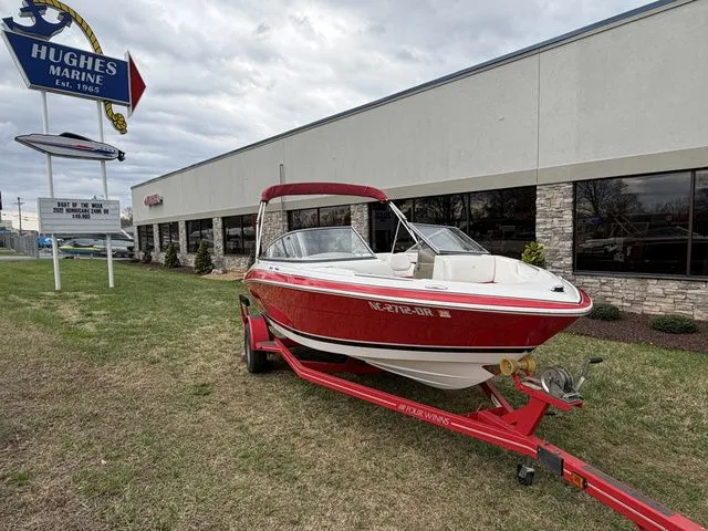 Slide: The Image of Four Winns 200 Horizon 2010 - 4