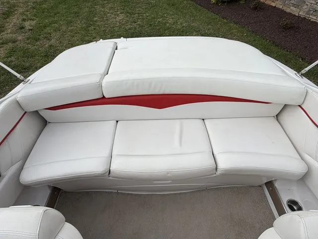 Slide: The Image of Four Winns 200 Horizon 2010 - 7