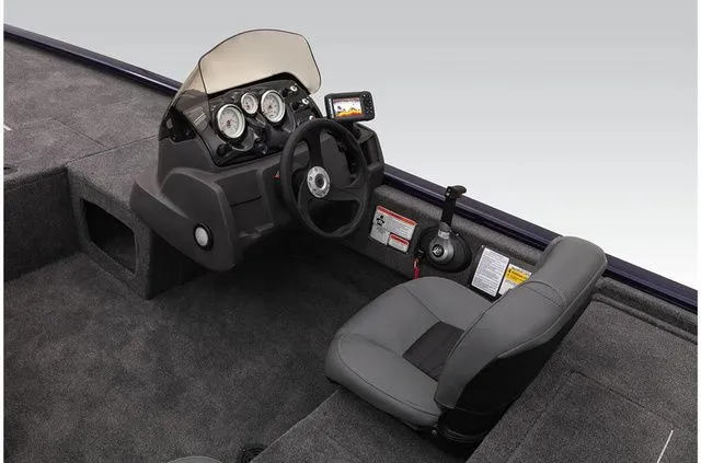 Slide: The Image of Tracker Pro 170 2022 - 17