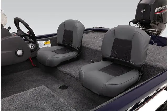 Slide: The Image of Tracker Pro 170 2022 - 23