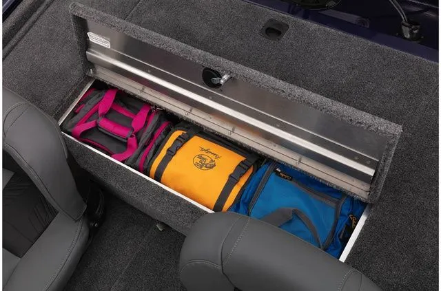 Slide: The Image of Tracker Pro 170 2022 - 26