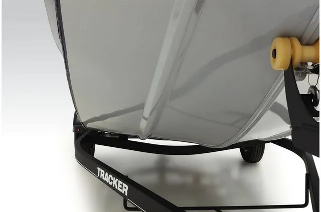 Slide: The Image of Tracker Pro 170 2022 - 30