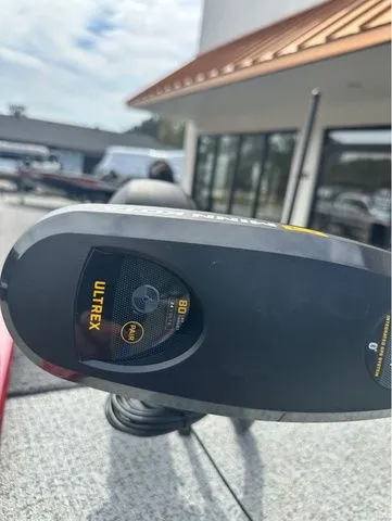 Slide: The Image of Tracker Pro 170 2022 - 42