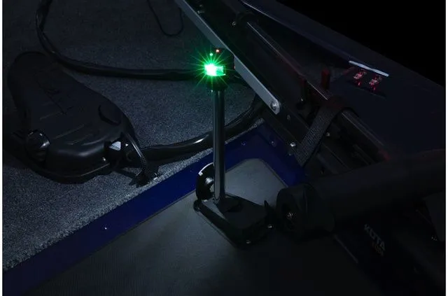 Slide: The Image of Tracker Pro 170 2022 - 7