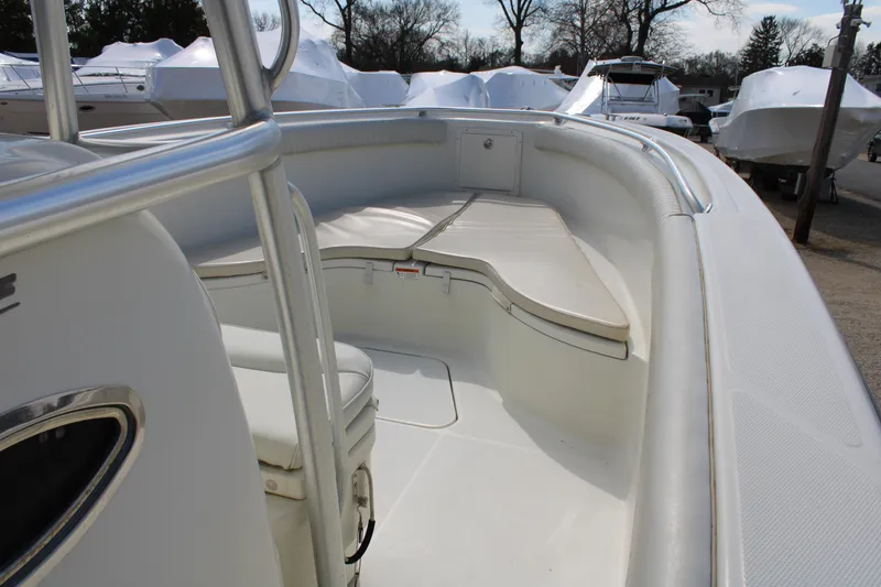 Slide: The Image of 2007 Hydra-Sports Vector 2900 CC boat interior with cushioned seating and storage. - 12