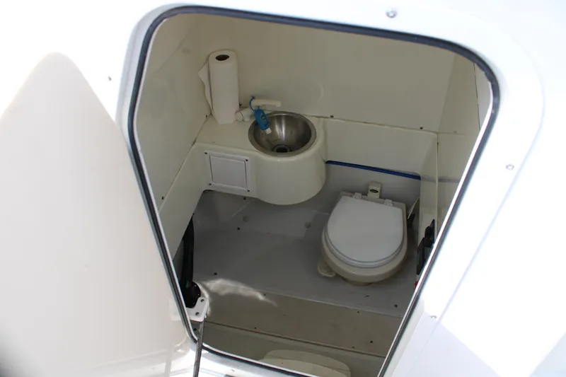 Slide: The Image of 2007 Hydra-Sports Vector 2900 CC boat interior with toilet and sink. - 15