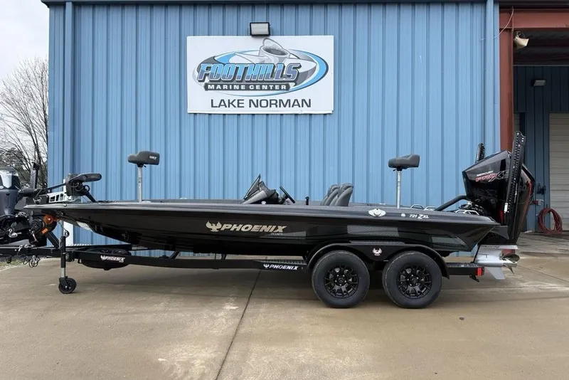 The Image of 2026 Phoenix 721 ZXL boat at Foothills Marine Center, Lake Norman. - 1