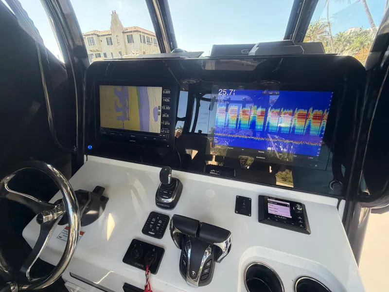 Slide: The Image of Sportsman 302 Center Console 2021 - 10