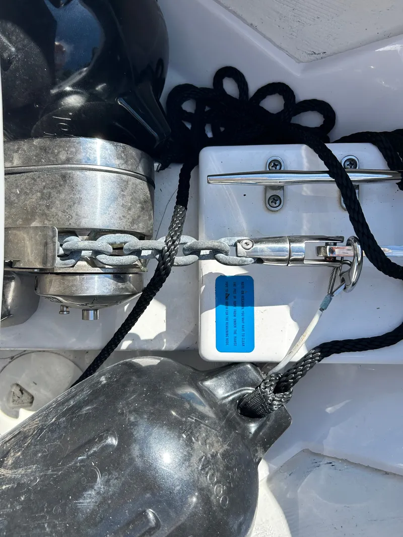 Slide: The Image of Sportsman 302 Center Console 2021 - 6