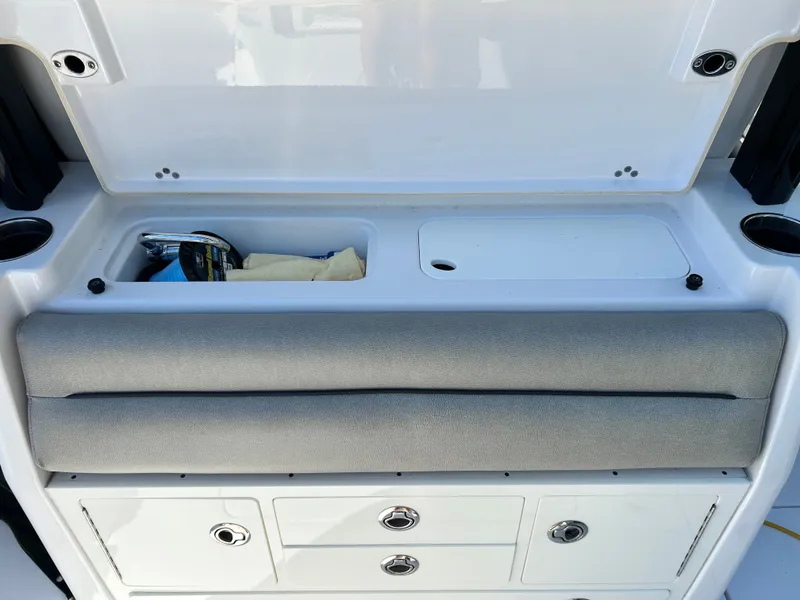 Slide: The Image of Sportsman 302 Center Console 2021 - 15