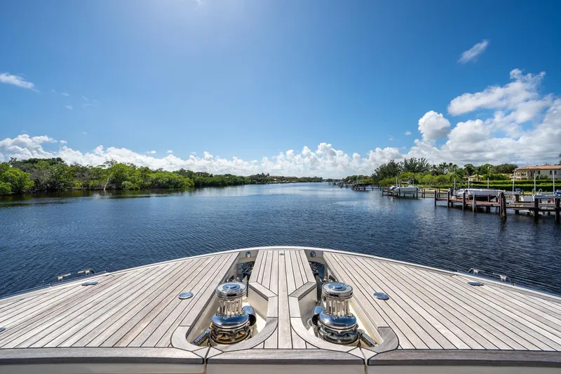 Slide: The Image of Bow view of 2015 Monte Carlo Yachts MCY 86 on a sunny day. - 25