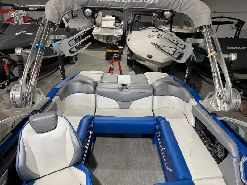 Slide: The Image of MasterCraft X20 2016 - 27