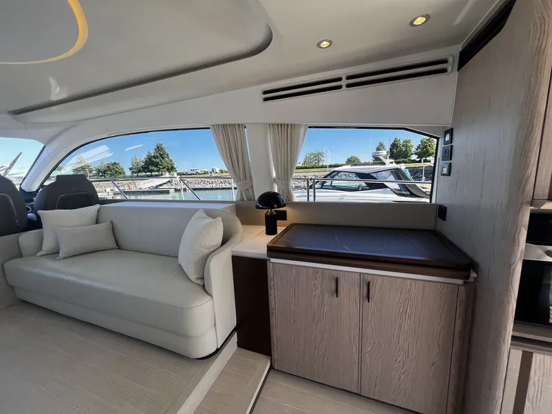 Slide: The Image of Azimut Fly 53 2027 - 16