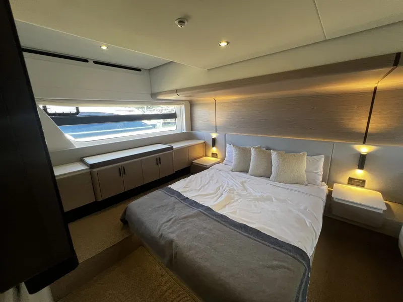 Slide: The Image of Azimut Fly 53 2027 - 24