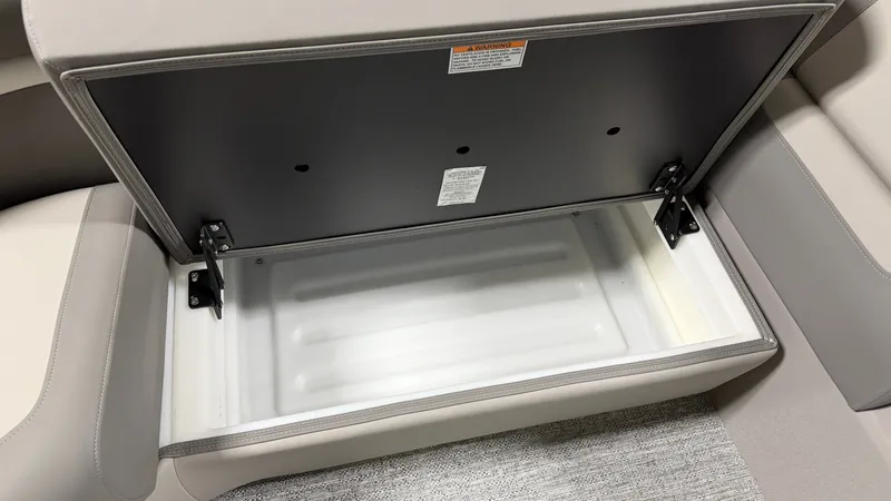 Slide: The Image of Premier 230SUNSATION ANGLER 2027 - 18