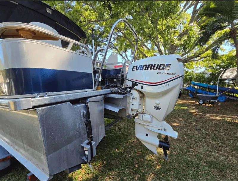 Slide: The Image of Sylvan 8520 Mirage Cruise 2008 - 14