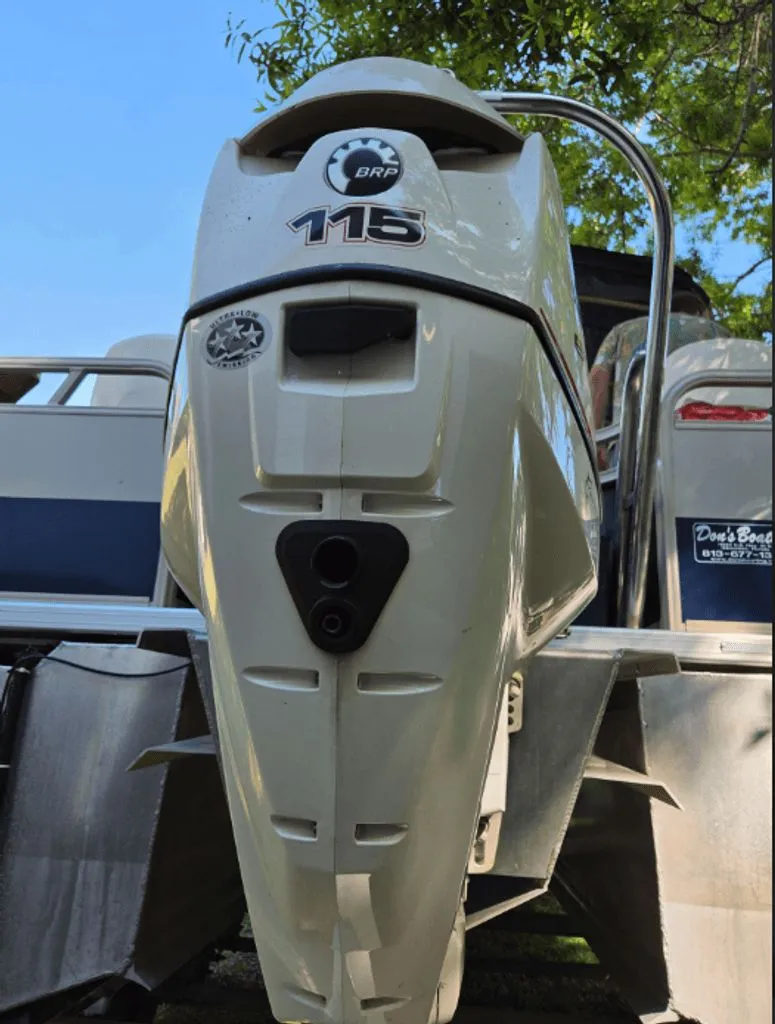 Slide: The Image of Sylvan 8520 Mirage Cruise 2008 - 16