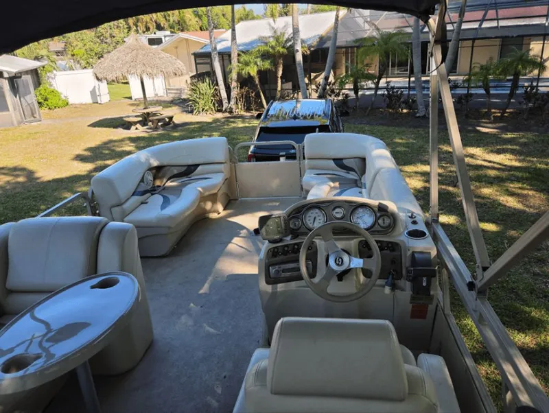 Slide: The Image of Sylvan 8520 Mirage Cruise 2008 - 4