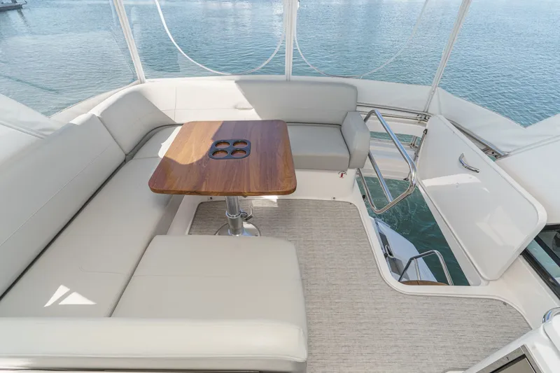 Slide: The Image of Tiara 44 Flybridge 2018 - 32