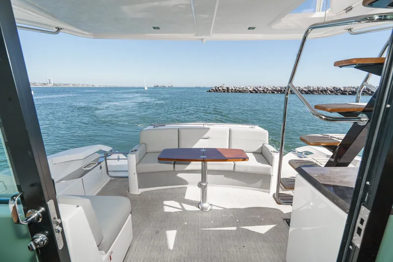 Slide: The Image of Tiara 44 Flybridge 2018 - 38