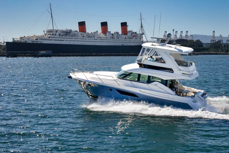 Slide: The Image of Tiara 44 Flybridge 2018 - 50