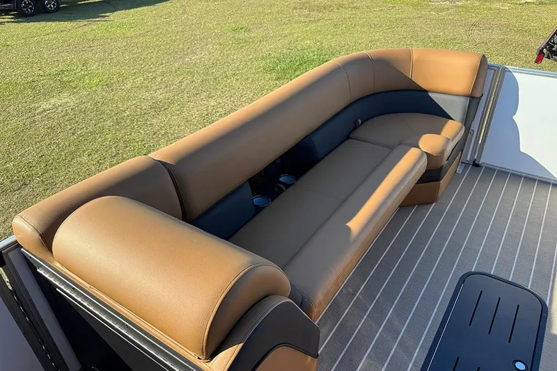 Slide: The Image of 2026 Bentley Pontoons Elite 253 Admiral with luxurious tan seating on deck. - 19