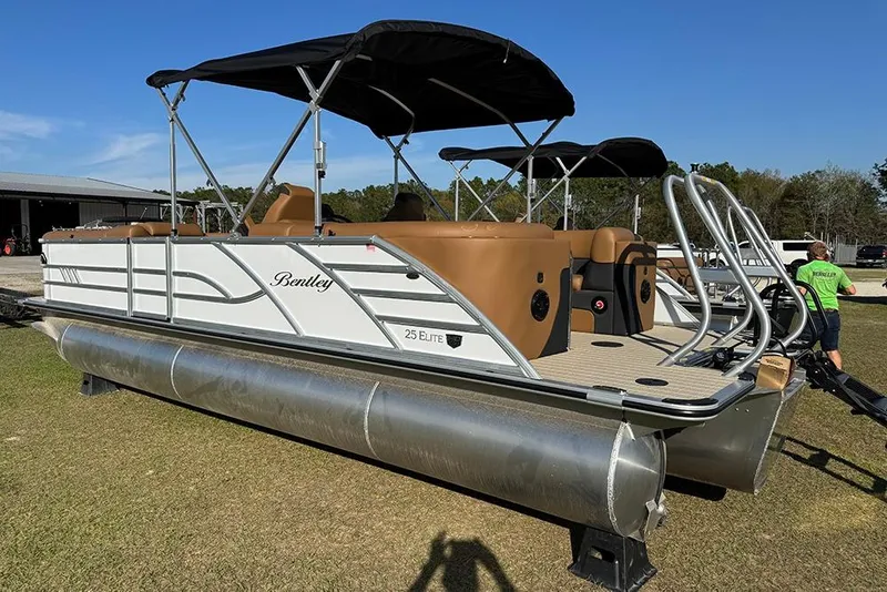 Slide: The Image of 2026 Bentley Pontoons Elite 253 Admiral on display, featuring sleek design and luxurious seating. - 3
