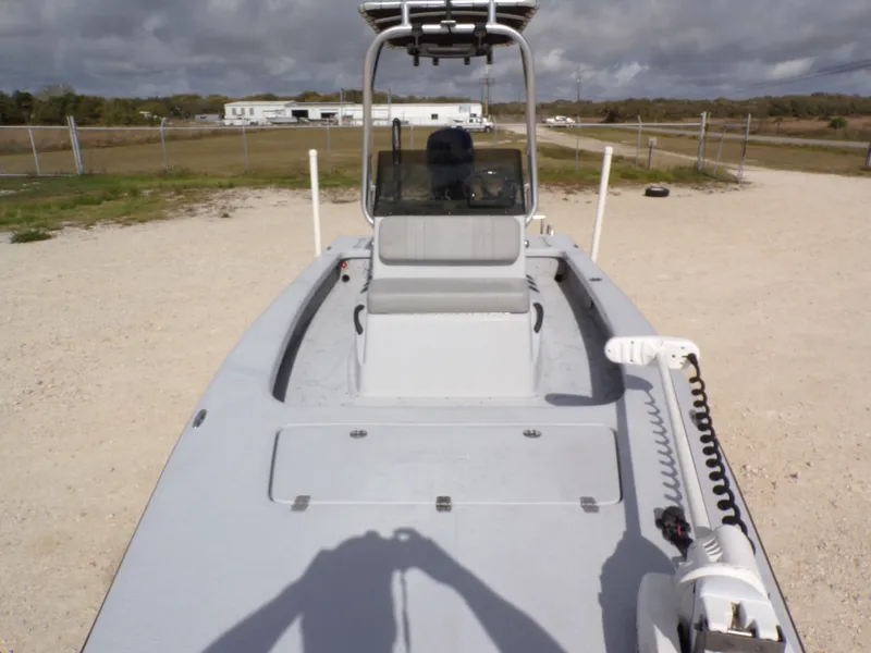 Slide: The Image of Majek 18 Illusion M2 2022 - 18