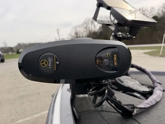 Slide: The Image of Skeeter ZX225 2021 - 12