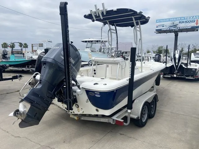 Slide: The Image of NauticStar 2110 2013 - 3