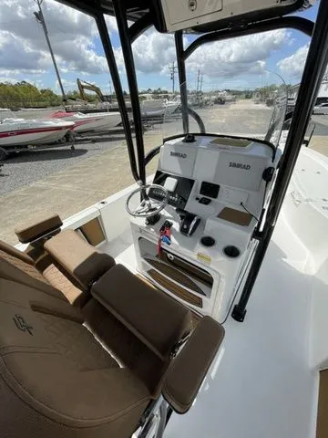 Slide: The Image of Interior view of the 2023 Sea Pro 248 Bay Series boat. - 12