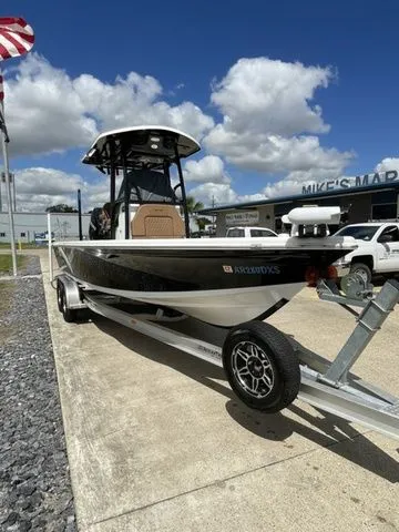 Slide: The Image of 2023 Sea Pro 248 Bay Series boat on trailer at Mike's Marine. - 7