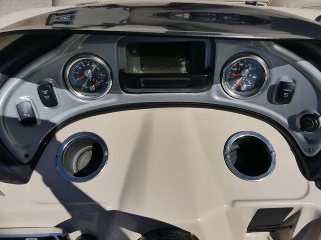 Slide: The Image of Sun Tracker SportFish 22 DLX 2019 - 28