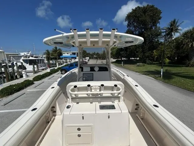 Slide: The Image of Grady-White 271 CANYON-NEW MOTORS 2019 - 5