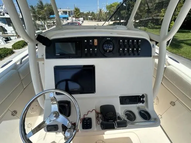 Slide: The Image of Grady-White 271 CANYON-NEW MOTORS 2019 - 8