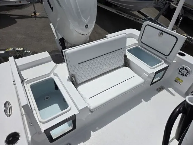 Slide: The Image of Sportsman Masters 247 Bay Boat 2026 - 17