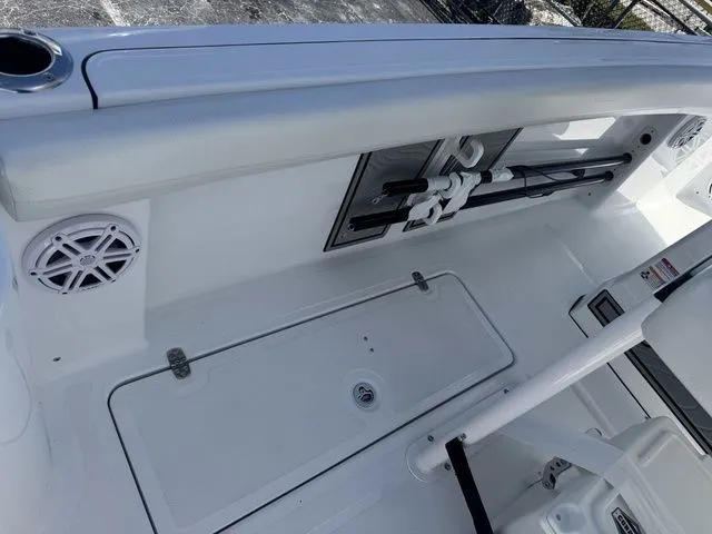 Slide: The Image of Interior view of Wellcraft Fisherman 243 XB boat, year 2026. - 20