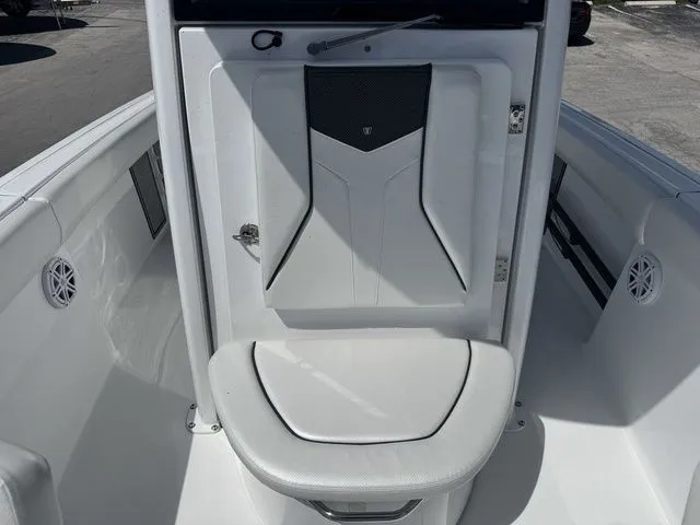 Slide: The Image of Interior view of the 2026 Wellcraft Fisherman 243 XB boat. - 31
