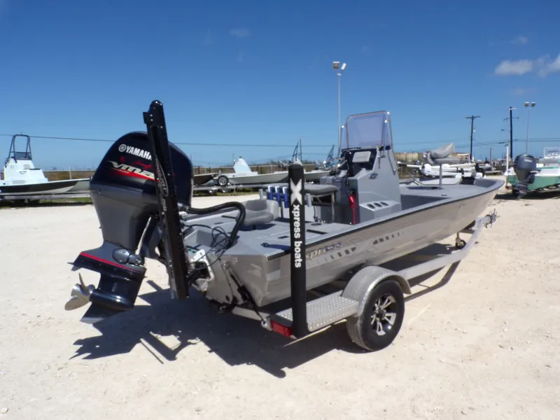 Slide: The Image of Xpress H190B Bay 2021 - 14