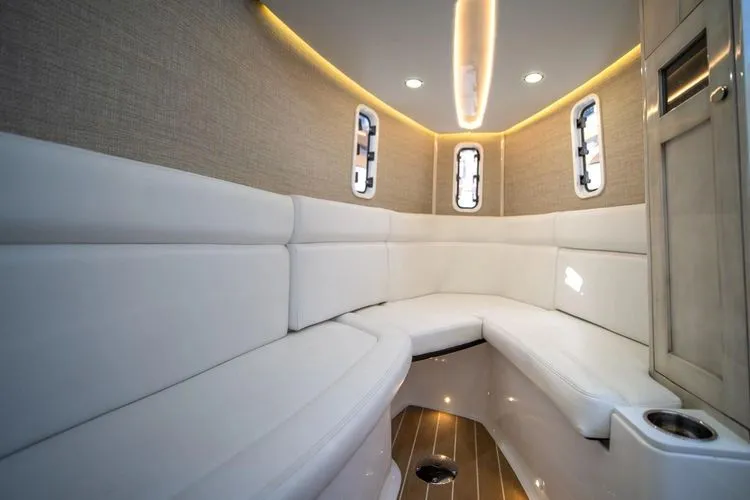 Slide: The Image of 2020 Hcb 42 Lujo - Image 16 - 16