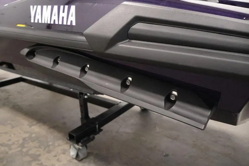 Slide: The Image of 2026 Yamaha WaveRunner VX Cruiser HO side view on a stand. - 20