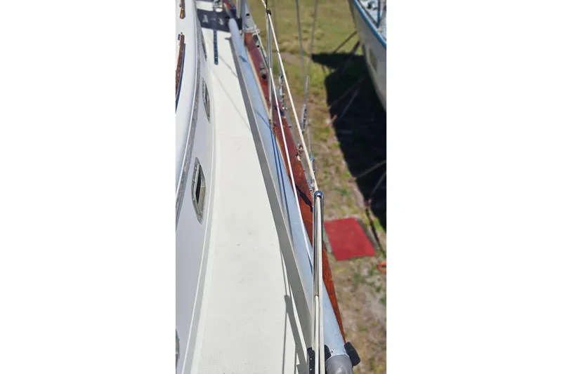 Slide: The Image of Cockpit view of 1989 Pacific Seacraft 37 sailboat with Lifesling safety equipment. - 9