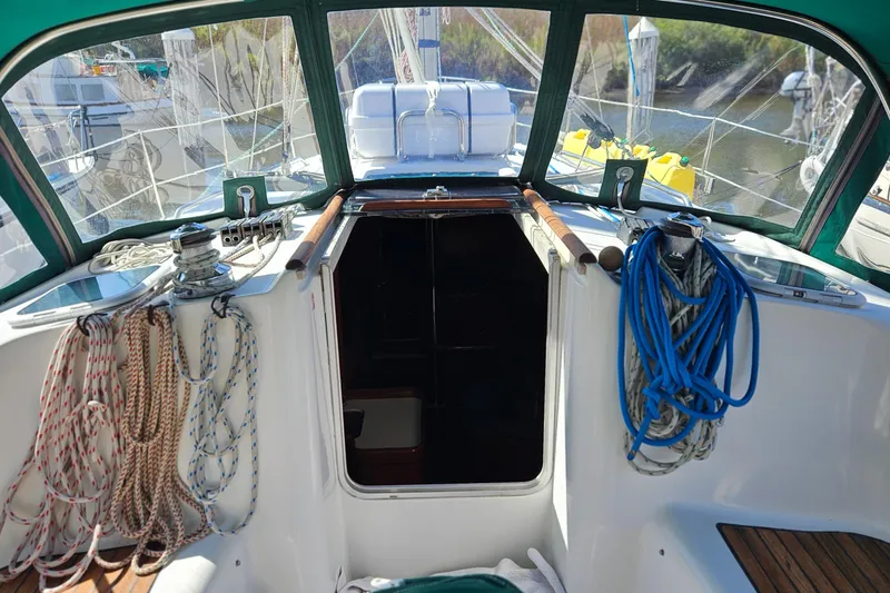 Slide: The Image of Cockpit of 2000 Beneteau Oceanis Clipper 361 with navigation instruments and compass. - 16