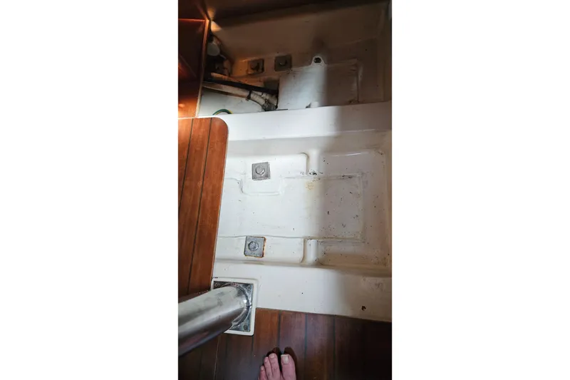 Slide: The Image of Electrical system setup on a 2000 Beneteau Oceanis Clipper 361 yacht, featuring Victron Energy components. - 56