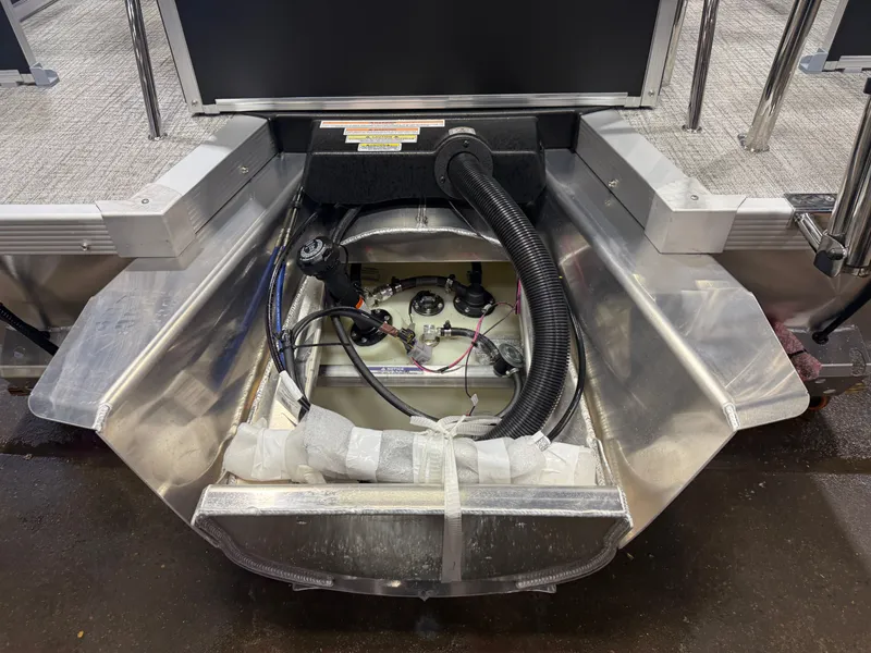 Slide: The Image of Tahoe Sport 2385 Tritoon engine compartment, 2026 model. - 42