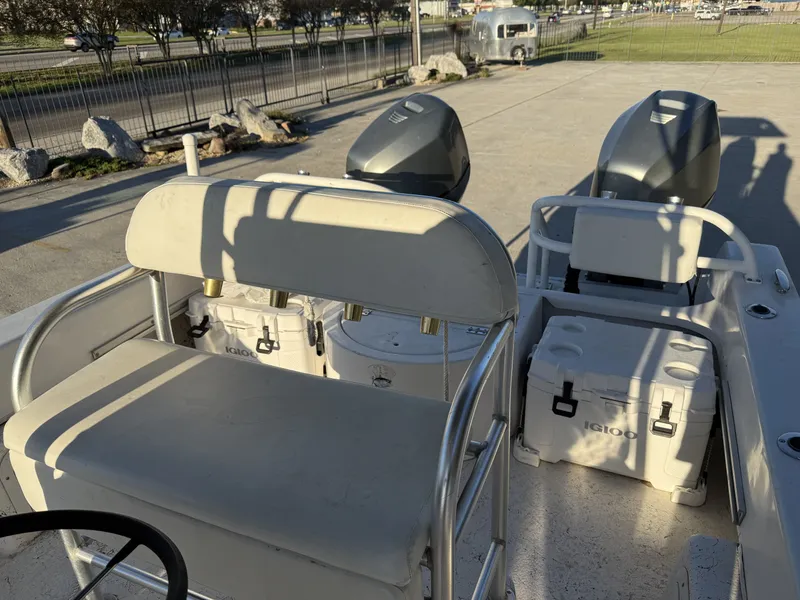 Slide: The Image of Twin Vee 260 2007 - 5