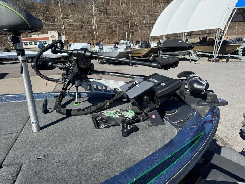 Slide: The Image of 2019 Skeeter ZX225 boat with fishing equipment on deck. - 23