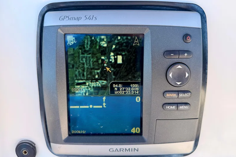 Slide: The Image of Garmin GPSmap 541s display on 2010 Sea Hunt Ultra 210 boat. - 19