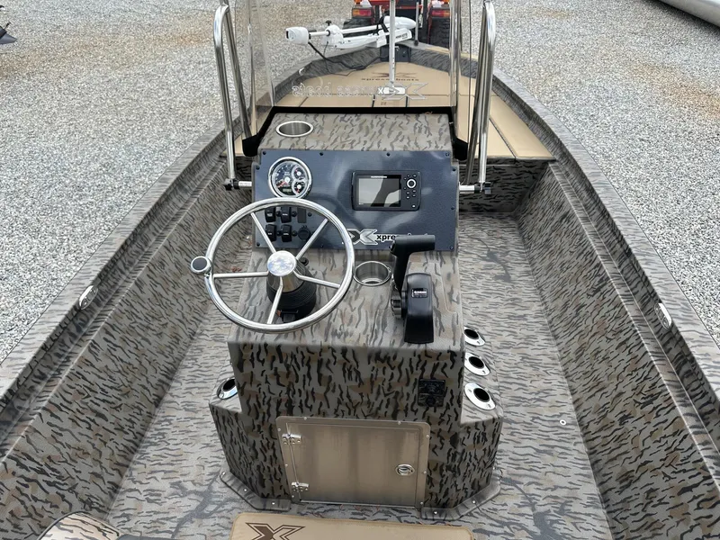 Slide: The Image of Interior view of Xpress Hyper-Lift Bay Series H210B boat, 2026 model. - 6